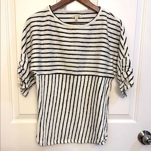 Max Studio Black and White Striped Short Sleeve Top